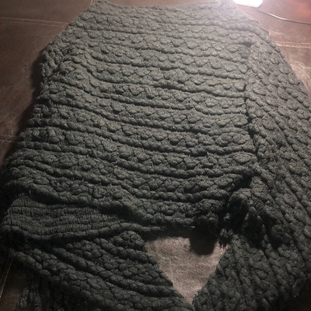 Bebe Black poncho